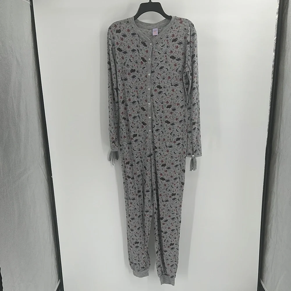 Savage X Fenty One Piece Pajama Set in Gray with Fun Print Size Small